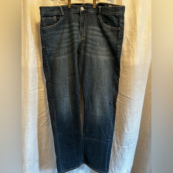 Armani Exchange Jeans. J16 size 40. New. Dark blue.
